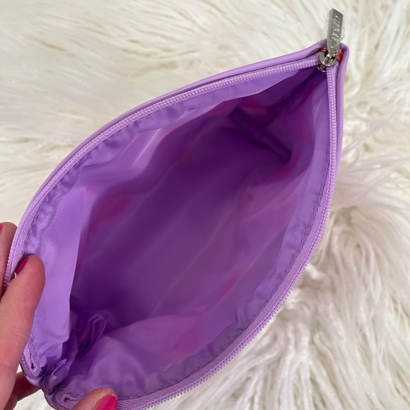 Clinique "Cosmetic Bag in Butterflies with Goodies" NWT - Picture 2 of 5